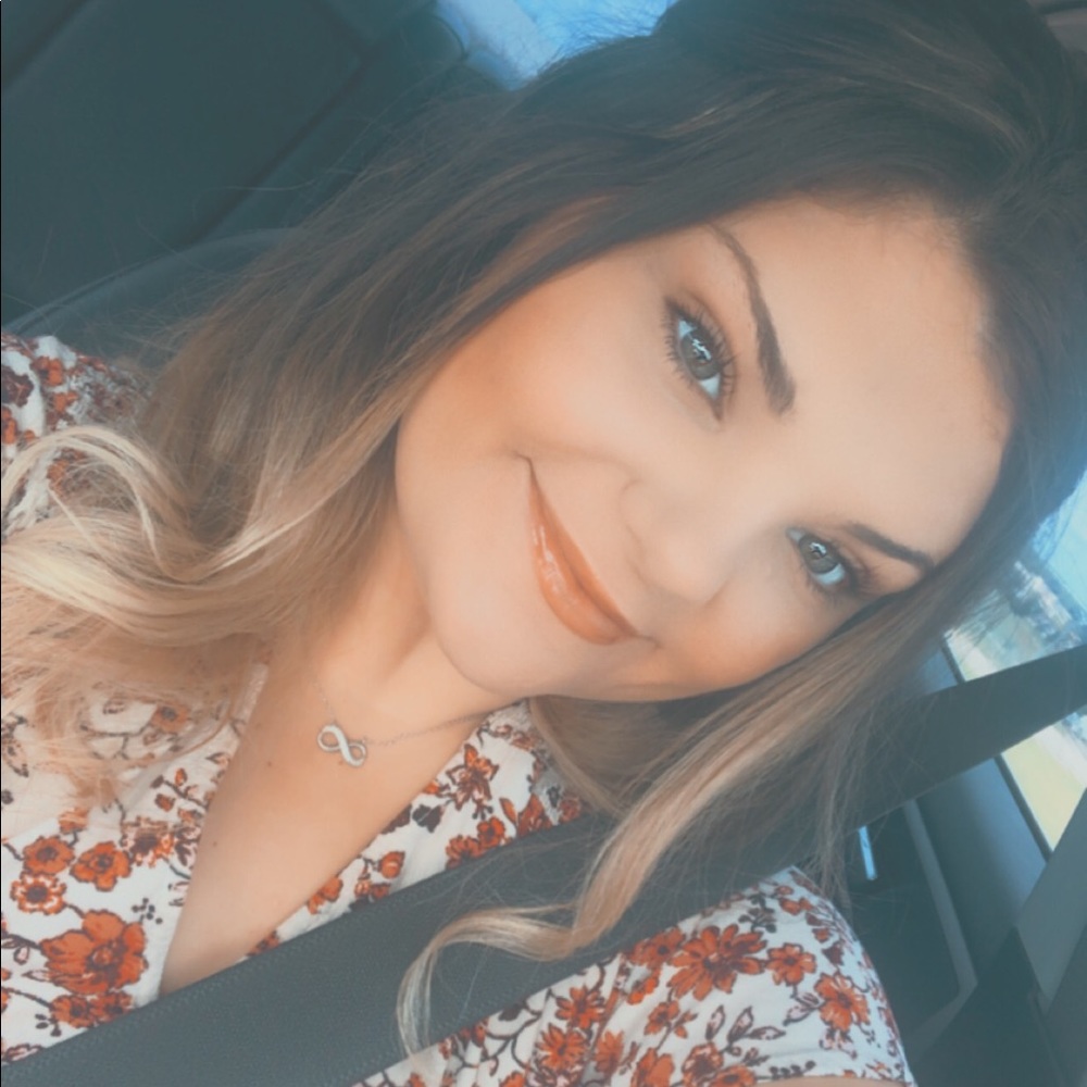 Meet your Posher, Alexa